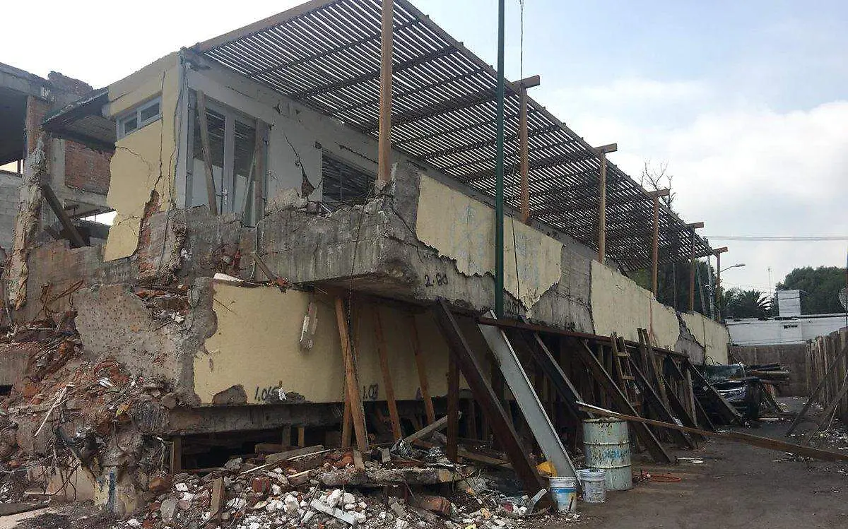 demolicion colegio rebsamen (1)